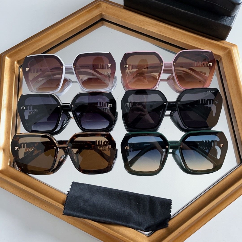 Miu miu Sunglasses